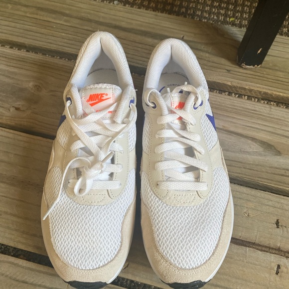 New Nike Air white purple shoe - Picture 3 of 10